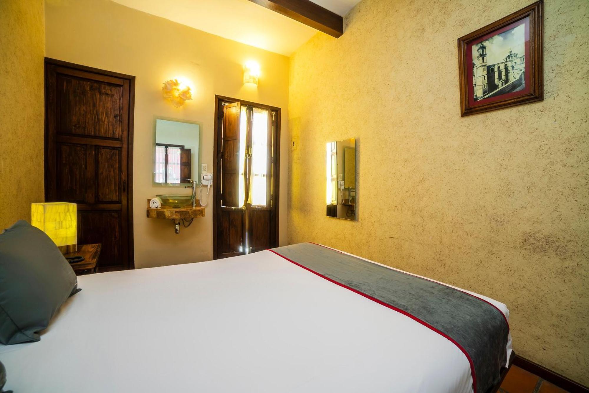 Hotel Collection O Al Otro Lado Del Rio, Puebla de Zaragoza Esterno foto