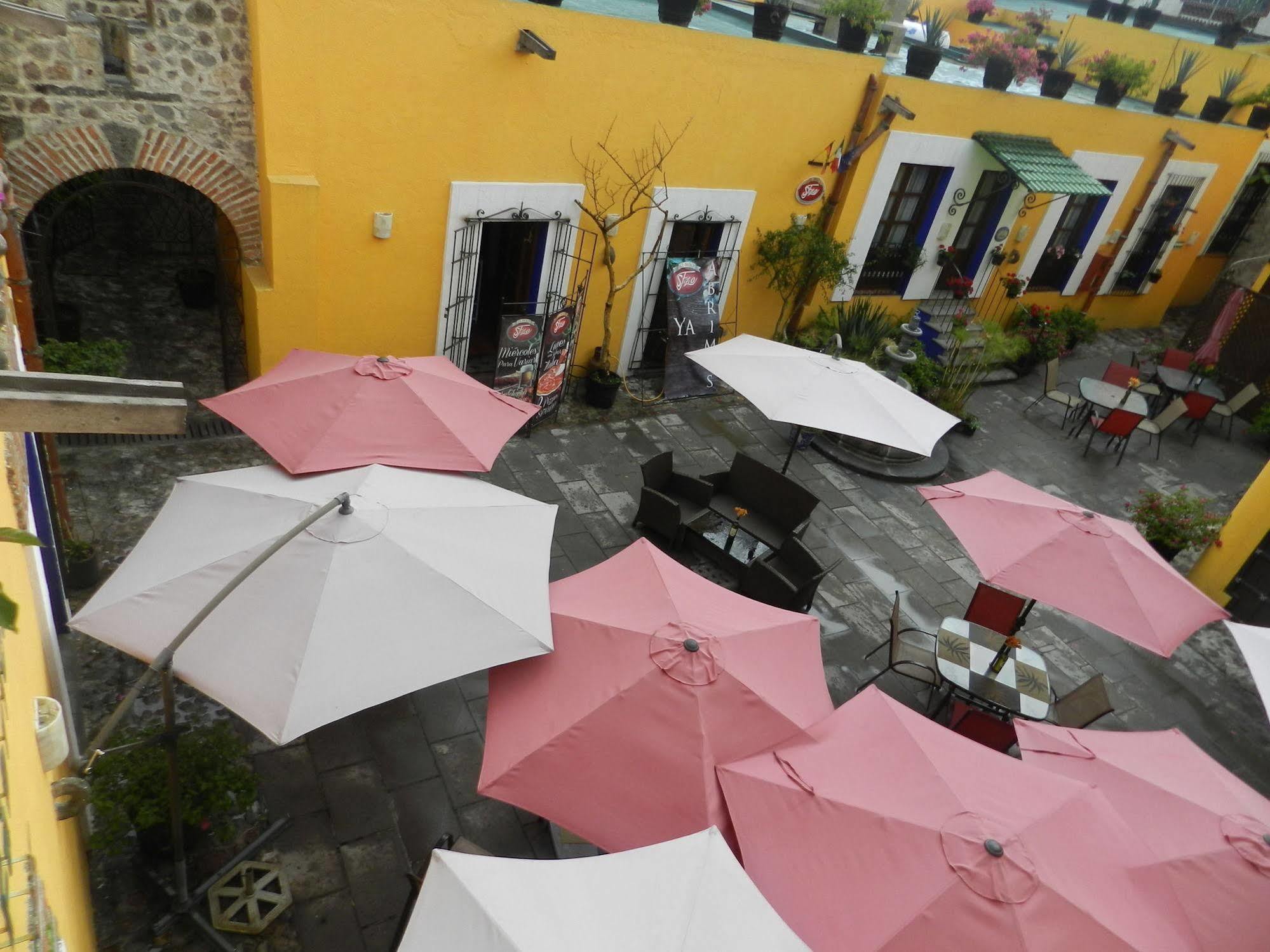 Hotel Collection O Al Otro Lado Del Rio, Puebla de Zaragoza Esterno foto Patio of the Casa de Morelos